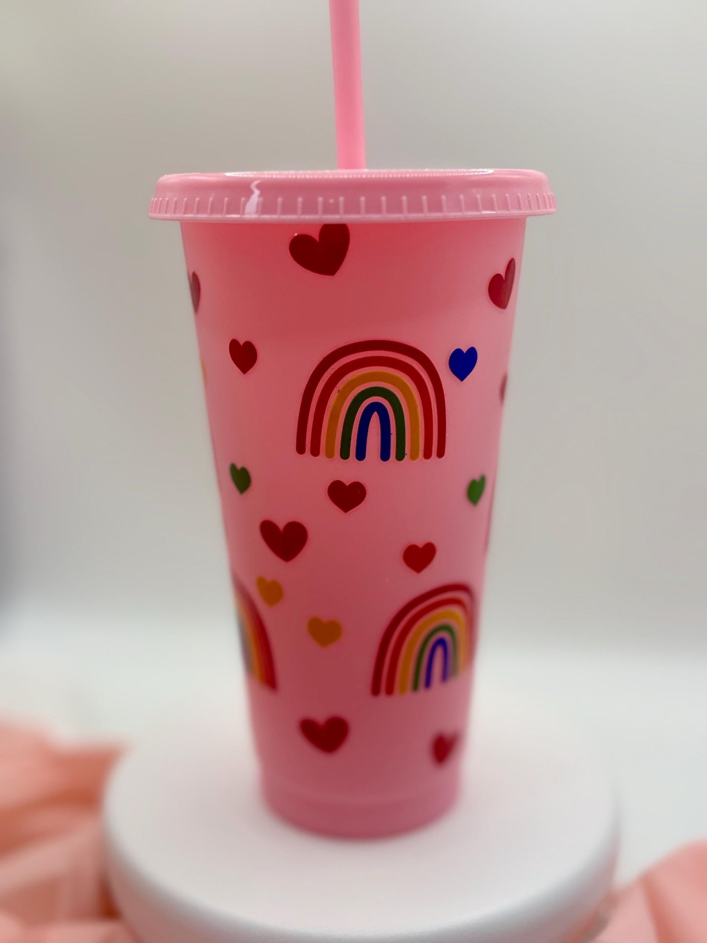 Rainbow Heart Tumbler: Reusable Plastic Cold Cup with Straw