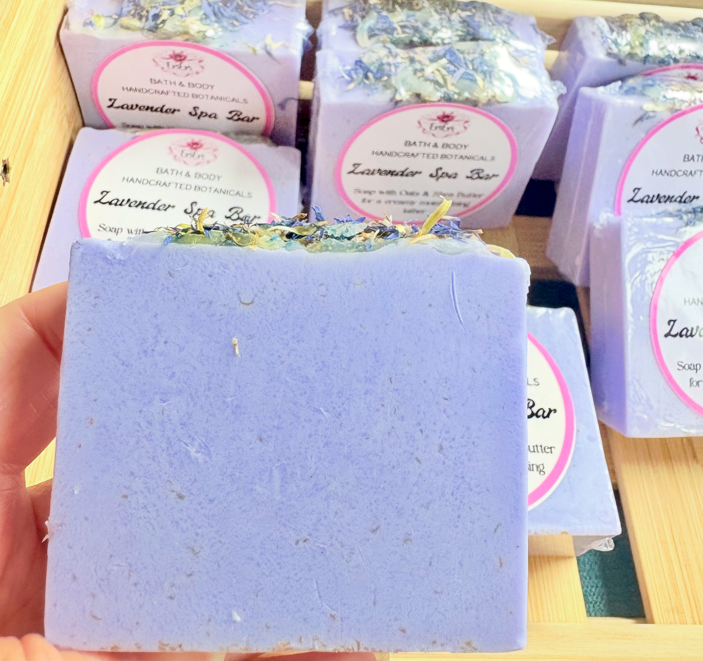 Lavender Spa Bar | Handmade Soap with Lemon, Shea Butter & Oats | 100g
