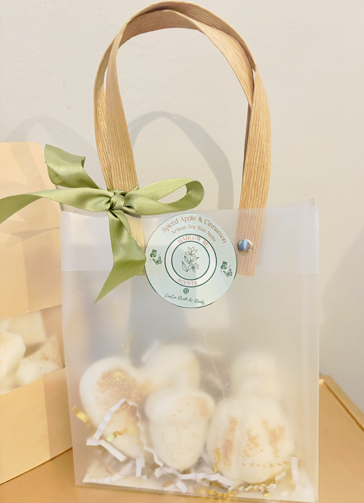 Spiced Apple & Cinnamon Hand-Poured Wax Melts by Harlow Ru