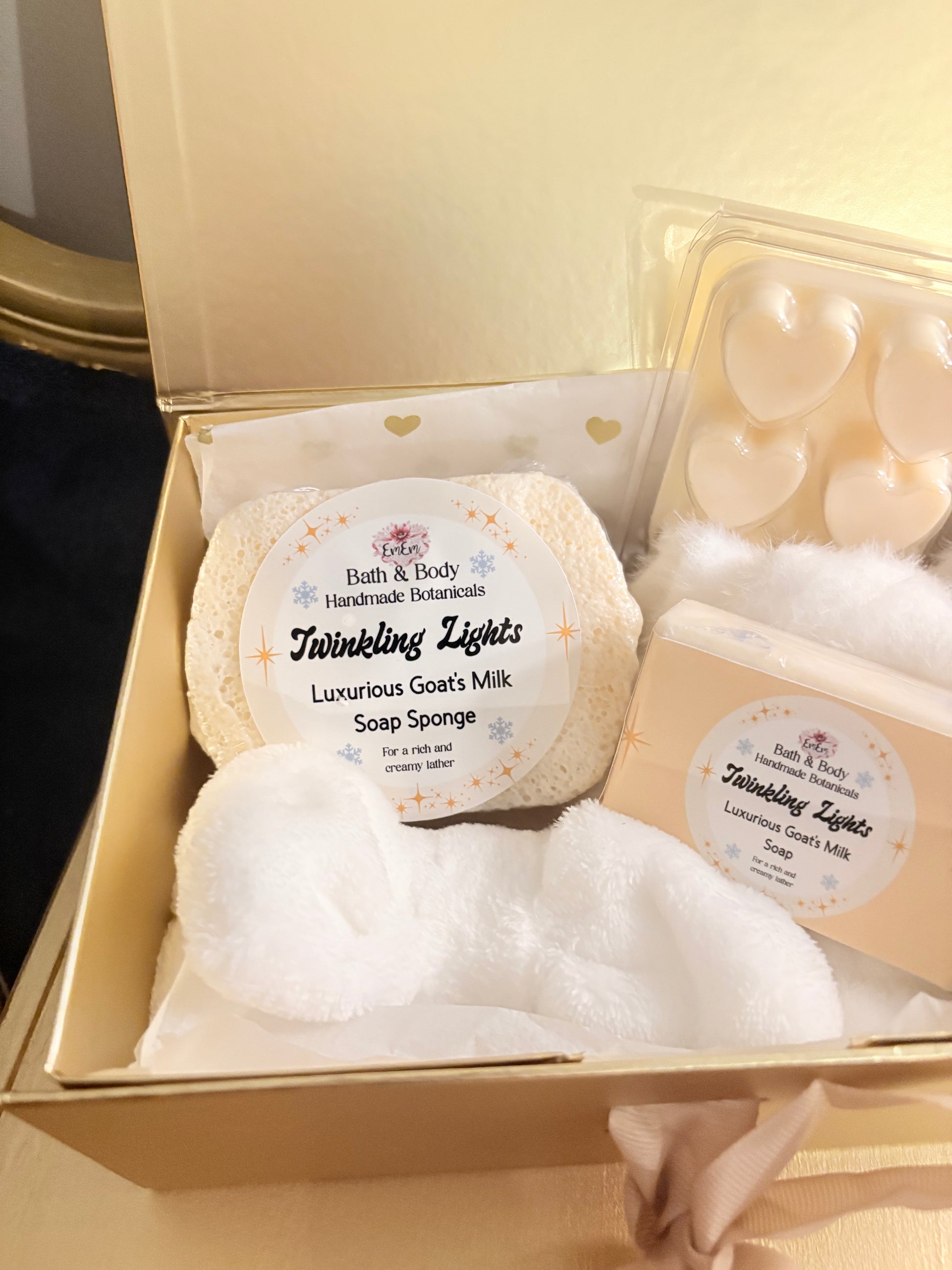 Twinkling Lights Pamper Gift Box with Soap & Wax Melts