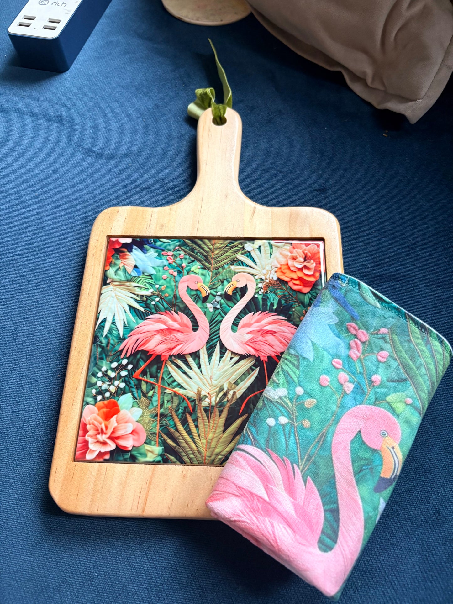 Flamingo Tile Beech Wood Cheeseboard 18cm x 30cm